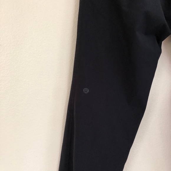 LULULEMON Warpcity Warpstreme Zip Pocket Jogger Pants in Black - Picture 10 of 12